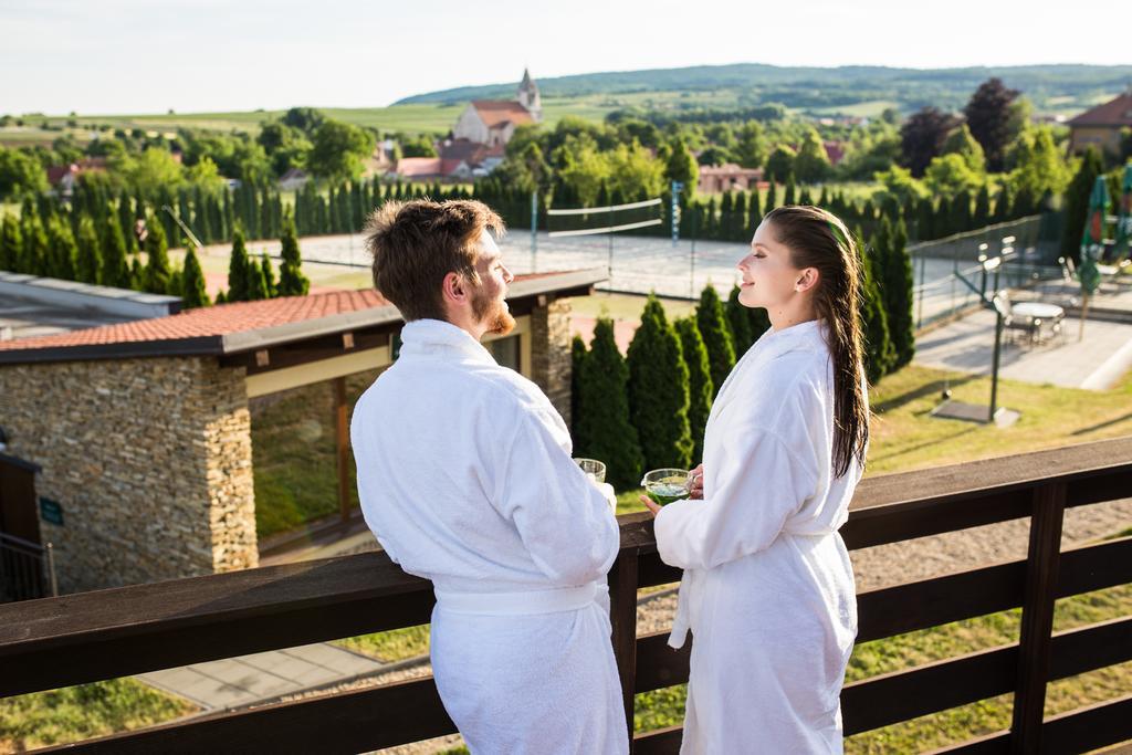 Wellness Hotel Happy Star Hnanice  Extérieur photo